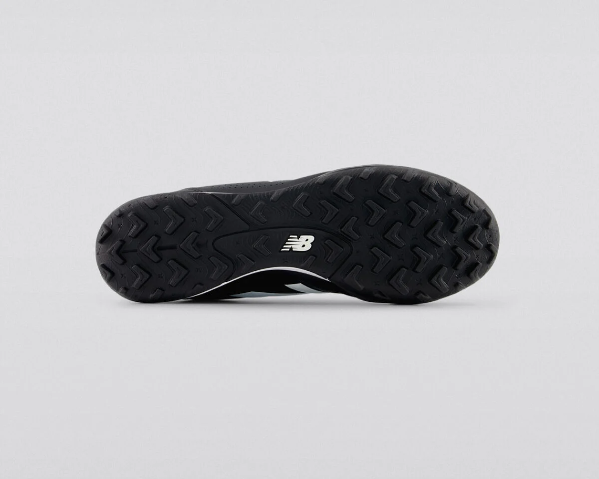 Turfs with black bottom.